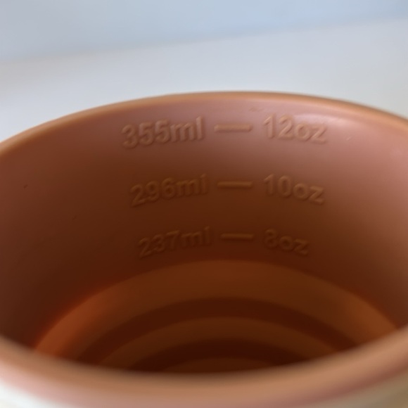 Stojo 12 oz Collapsible Travel Mug – Pink & White – Eco-Friendly Silicone Cup - Picture 8 of 9